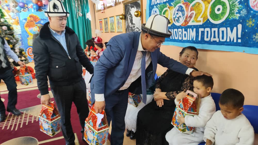 Жаңы жыл – жакшылыктын майрамы